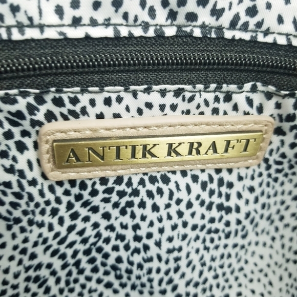 Vegan Leather Antik Kraft Handbag NWT - Picture 4 of 14